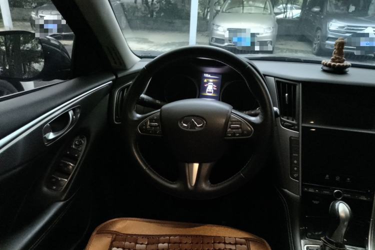 Used Infiniti Q50L 2015 2.0T Enjoyment Edition Steering Wheel