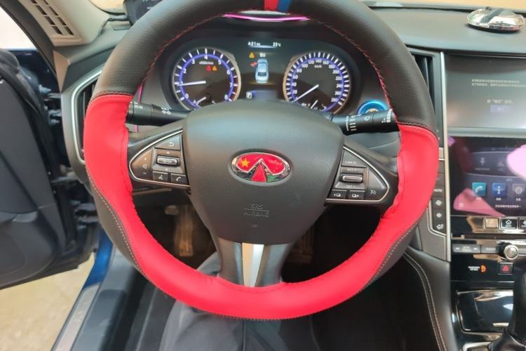 Used Infiniti Q50L 2015 2.0T Enjoyment Edition Steering Wheel