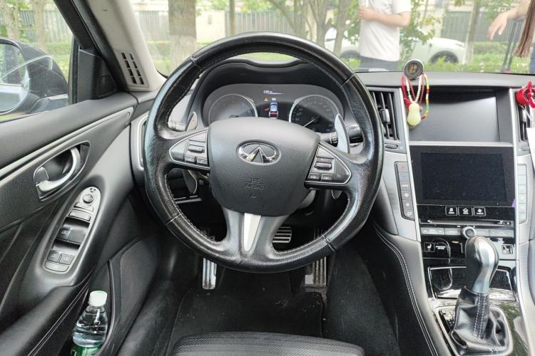 Used Infiniti Q50L 2015 2.0T Sport Edition Steering Wheel