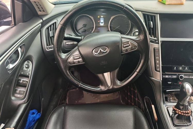 Used Infiniti Q50L 2015 2.0T Enjoyment Edition Steering Wheel