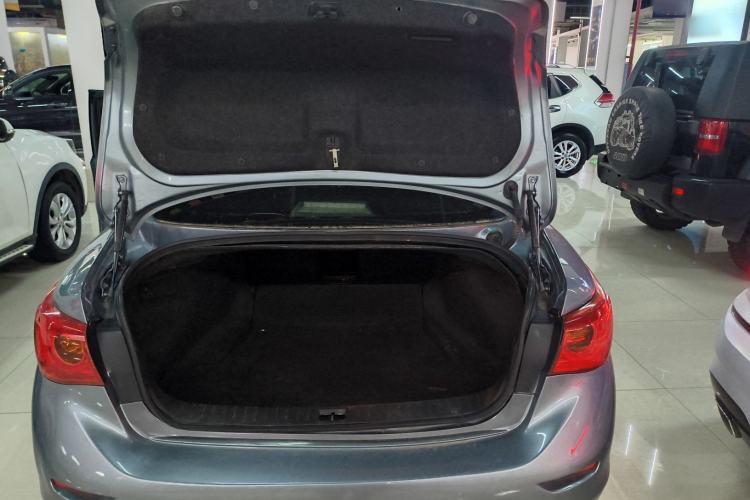 Used Infiniti Q50L 2015 2.0T Comfort Edition Trunk