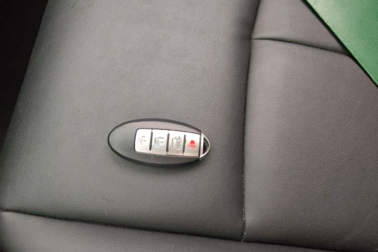Used Infiniti Q50L 2015 2.0T Comfort Edition Vehicle Key