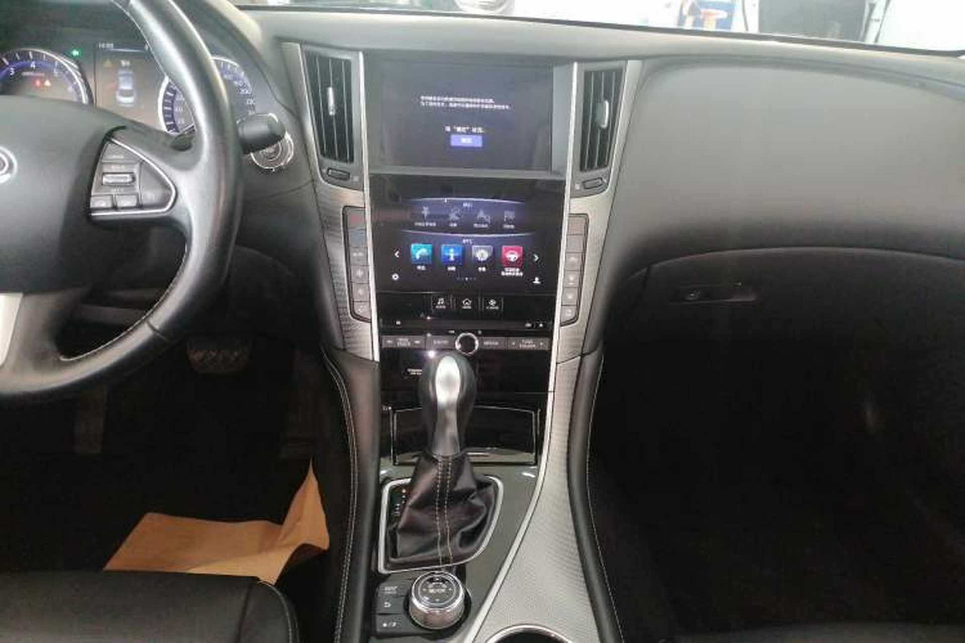 Used Infiniti Q50L 2015 2.0T Enjoyment Edition Audio And AC Panel