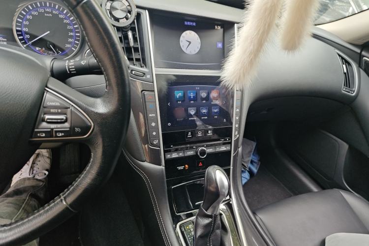 Used Infiniti Q50L 2015 2.0T Comfort Edition Audio And AC Panel