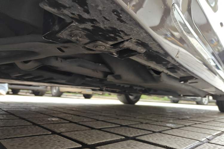 Used Infiniti Q50L 2015 2.0T Sport Edition Chassis Front Left