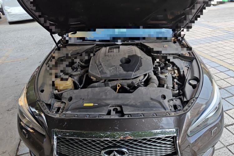 Used Infiniti Q50L 2015 2.0T Enjoyment Edition Engine Bay