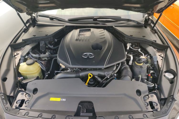 Used Infiniti Q50L 2015 2.0T Comfort Edition Engine Bay