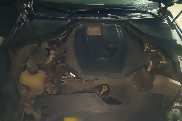 Used Infiniti Q50L 2015 2.0T Sport Edition Engine Bay