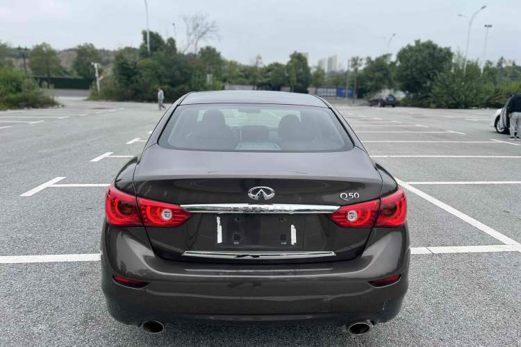 Used Infiniti Q50L 2015 2.0T Enjoyment Edition Exterior 4