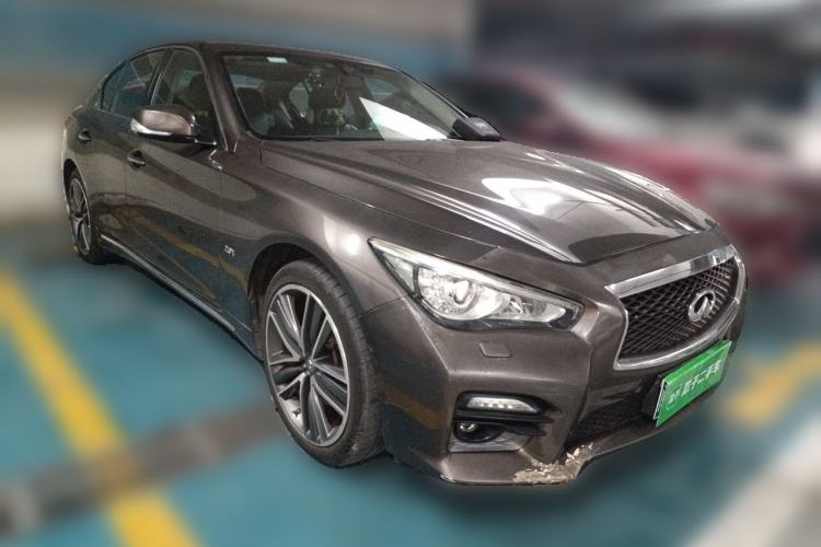 Used Infiniti Q50L 2015 2.0T Sport Edition Front Right 45 Deg