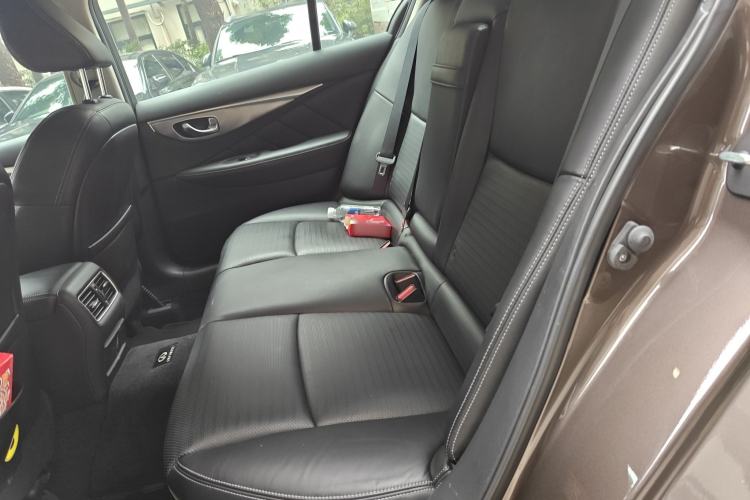 Used Infiniti Q50L 2015 2.0T Sport Edition Left Rear Seat