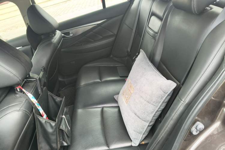 Used Infiniti Q50L 2015 2.0T Enjoyment Edition Left Rear Seat