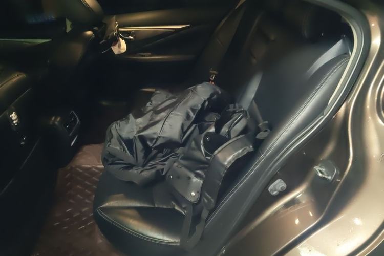 Used Infiniti Q50L 2015 2.0T Sport Edition Left Rear Seat