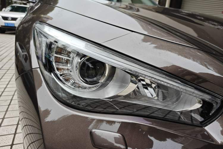 Used Infiniti Q50L 2015 2.0T Sport Edition Right Front Headlight