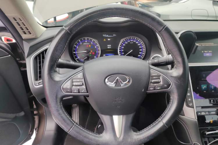 Used Infiniti Q50L 2015 2.0T Enjoyment Edition Steering Wheel