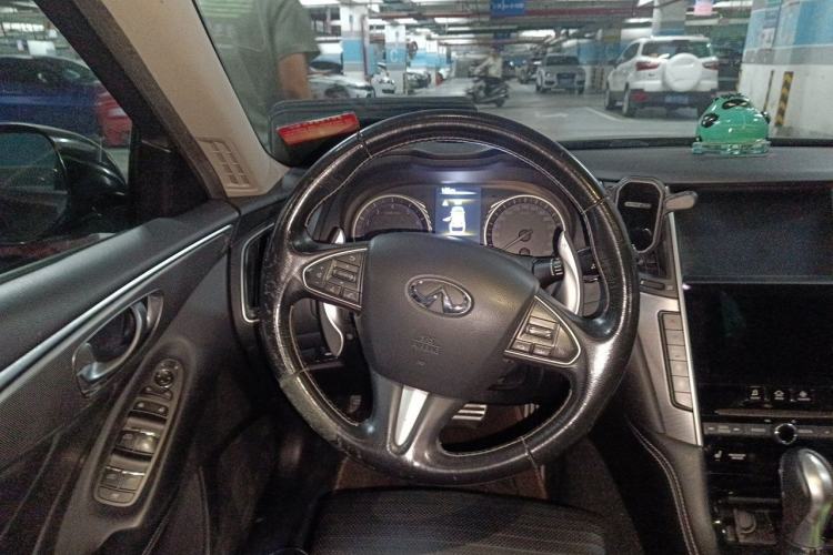 Used Infiniti Q50L 2015 2.0T Sport Edition Steering Wheel