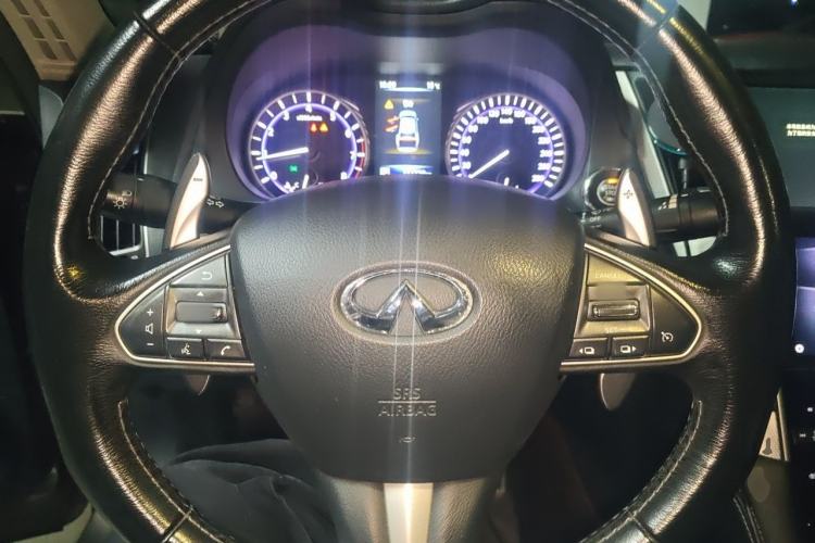 Used Infiniti Q50L 2015 2.0T Sport Edition Steering Wheel