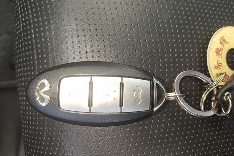 Used Infiniti Q50L 2015 2.0T Enjoyment Edition Vehicle Key
