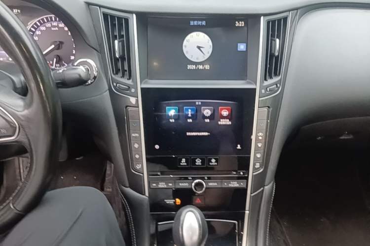 Used Infiniti Q50L 2015 2.0T Comfort Edition Audio And AC Panel