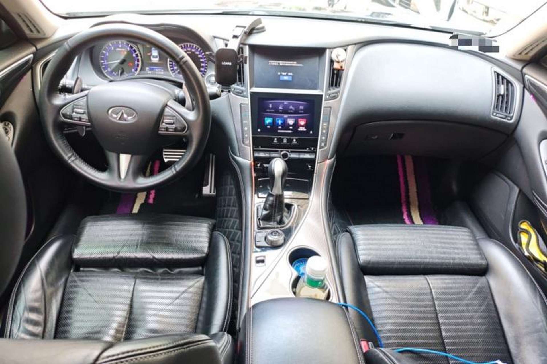 Used Infiniti Q50L 2015 2.0T Sport Edition Center Console