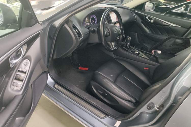 Used Infiniti Q50L 2015 2.0T Comfort Edition Driver Seat