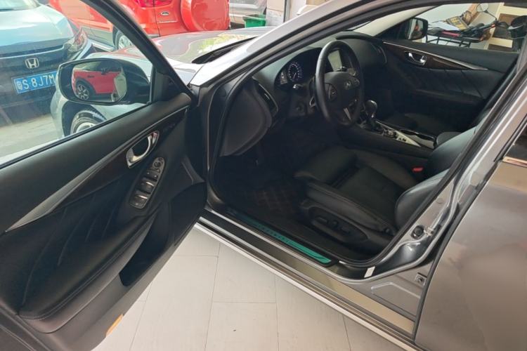 Used Infiniti Q50L 2015 2.0T Luxury Sport Edition Driver Seat