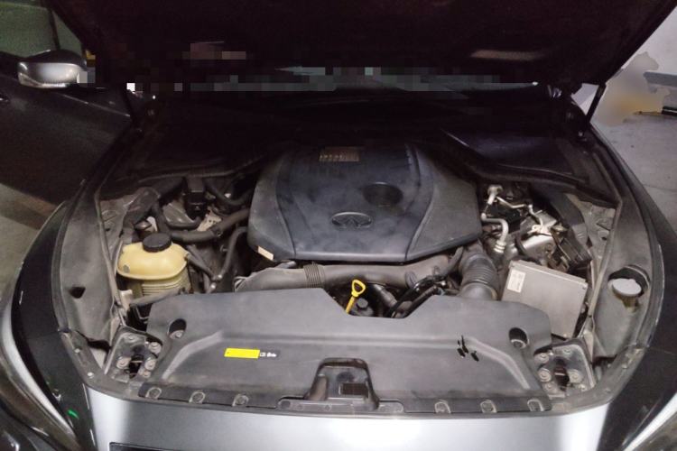 Used Infiniti Q50L 2015 2.0T Luxury Sport Edition Engine Bay