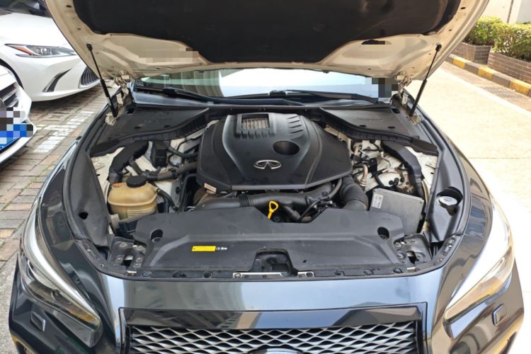Used Infiniti Q50L 2015 2.0T Sport Edition Engine Bay