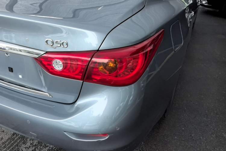 Used Infiniti Q50L 2015 2.0T Enjoyment Edition Exterior 3