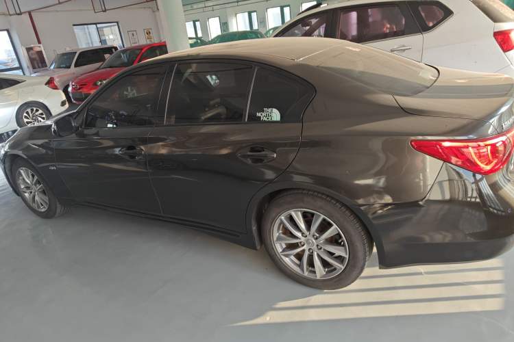 Used Infiniti Q50L 2015 2.0T Enjoyment Edition Exterior 3