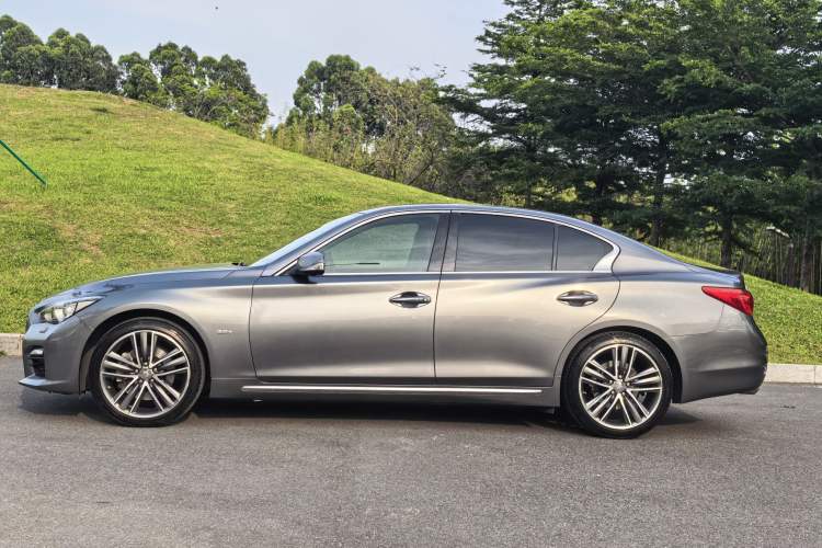 Used Infiniti Q50L 2015 2.0T Luxury Sport Edition Exterior 4