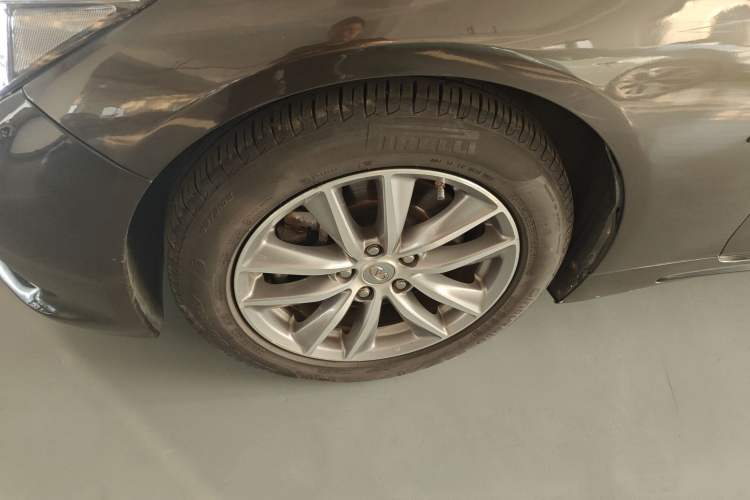 Used Infiniti Q50L 2015 2.0T Enjoyment Edition Exterior 7