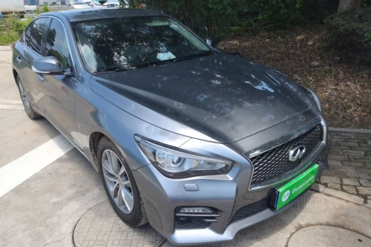 Used Infiniti Q50L 2015 2.0T Enjoyment Edition Front Right 45 Deg