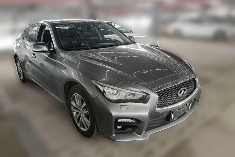 Used Infiniti Q50L 2015 2.0T Enjoyment Edition Front Right 45 Deg