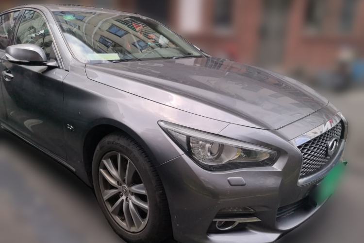 Used Infiniti Q50L 2015 2.0T Enjoyment Edition Front Right 45 Deg