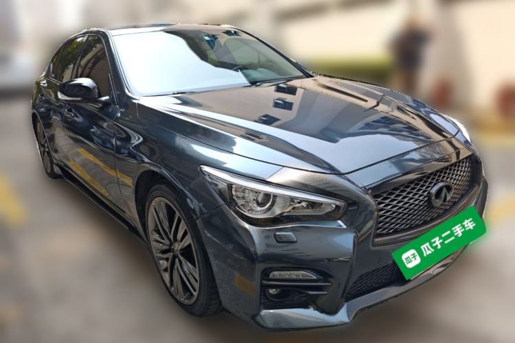 Used Infiniti Q50L 2015 2.0T Sport Edition Front Right 45 Deg