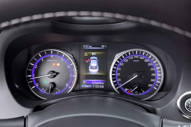 Used Infiniti Q50L 2015 2.0T Enjoyment Edition Instrument Cluster