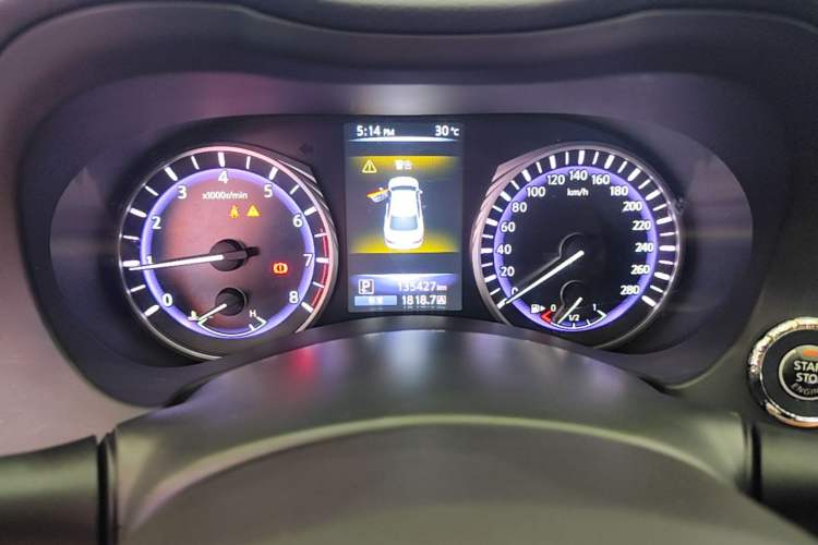 Used Infiniti Q50L 2015 2.0T Enjoyment Edition Instrument Cluster