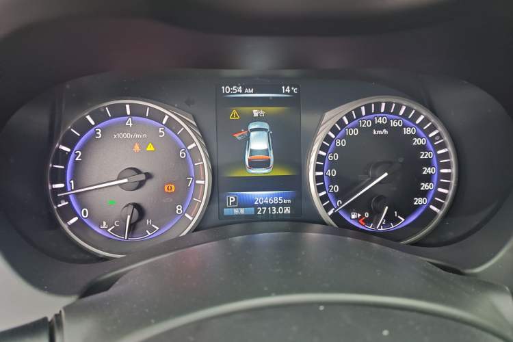 Used Infiniti Q50L 2015 2.0T Enjoyment Edition Instrument Cluster
