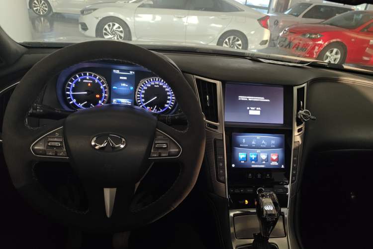 Used Infiniti Q50L 2015 2.0T Enjoyment Edition Interior 2