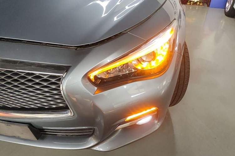 Used Infiniti Q50L 2015 2.0T Comfort Edition Left Front Headlight
