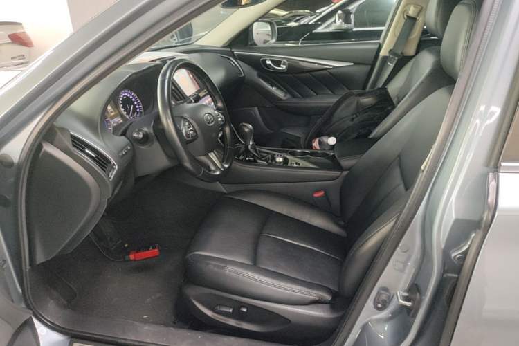 Used Infiniti Q50L 2015 2.0T Comfort Edition Left Front Seat