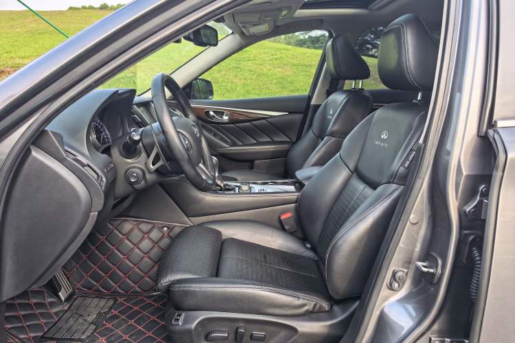 Used Infiniti Q50L 2015 2.0T Luxury Sport Edition Left Front Seat