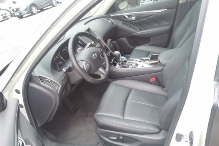 Used Infiniti Q50L 2015 2.0T Comfort Edition Left Front Seat