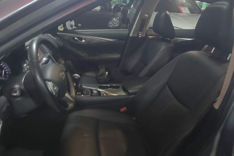 Used Infiniti Q50L 2015 2.0T Enjoyment Edition Left Front Seat
