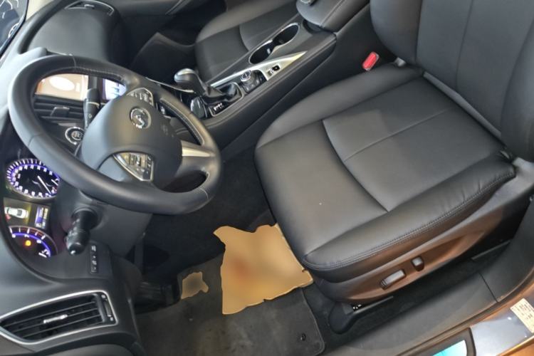 Used Infiniti Q50L 2015 2.0T Comfort Edition Left Front Seat