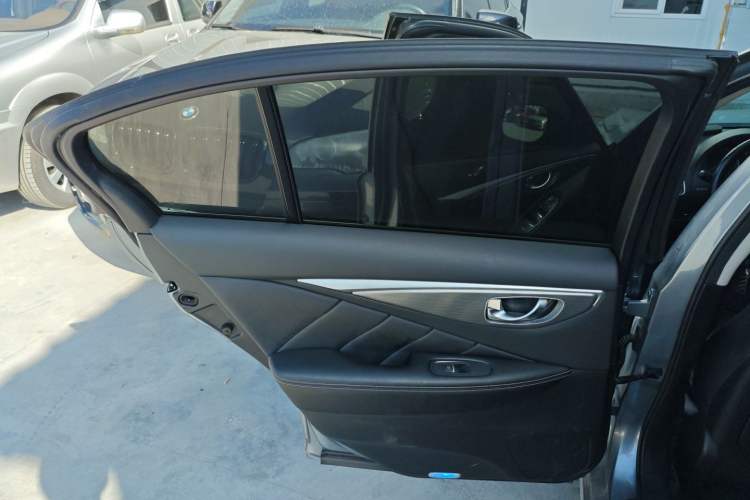Used Infiniti Q50L 2015 2.0T Enjoyment Edition Left Rear Door Interior