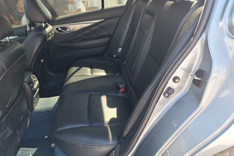 Used Infiniti Q50L 2015 2.0T Enjoyment Edition Left Rear Seat