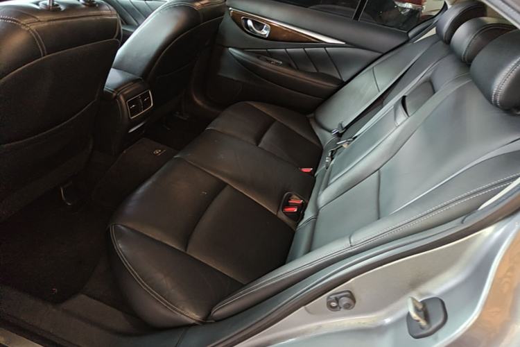 Used Infiniti Q50L 2015 2.0T Luxury Edition Left Rear Seat