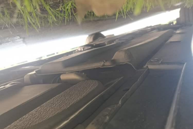 Used Infiniti Q50L 2015 2.0T Enjoyment Edition Left Side Sill